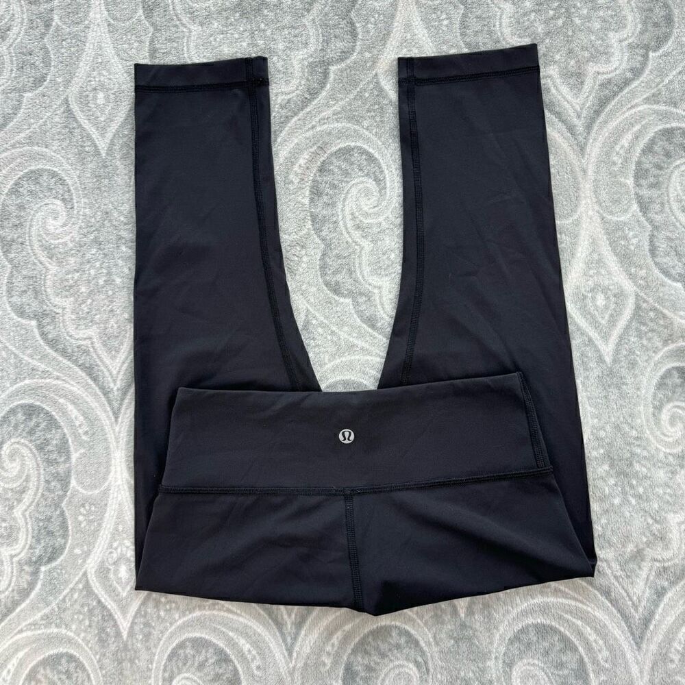 Womens Lululemon Wunder Under Crop III - Picture 2 of 5